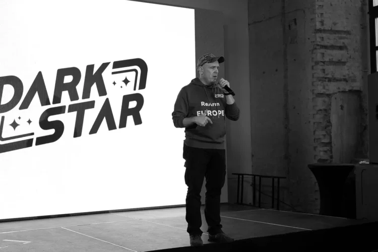 Ragnar Sass on stage at Darkstar Defense Tech Bootcamp in Ukraine. Photo credit Darkstar