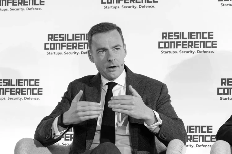 DSRB CEO, Rob Murray, on stage at Resilience Conference 2025