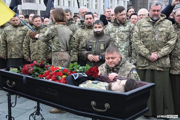 Funeral of Dmytro Kotsiubailo in Kyiv (credit)