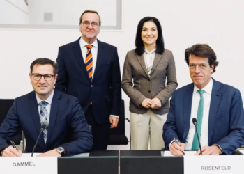 Schaeffler and Helsing CEOs Klaus Rosenfeld and Wolfgang Gammel