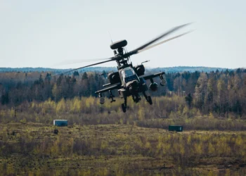 \UK Advances Project NYX, shortlists Euro firms to Build Autonomous Wingman Drones for Apache Helicopters