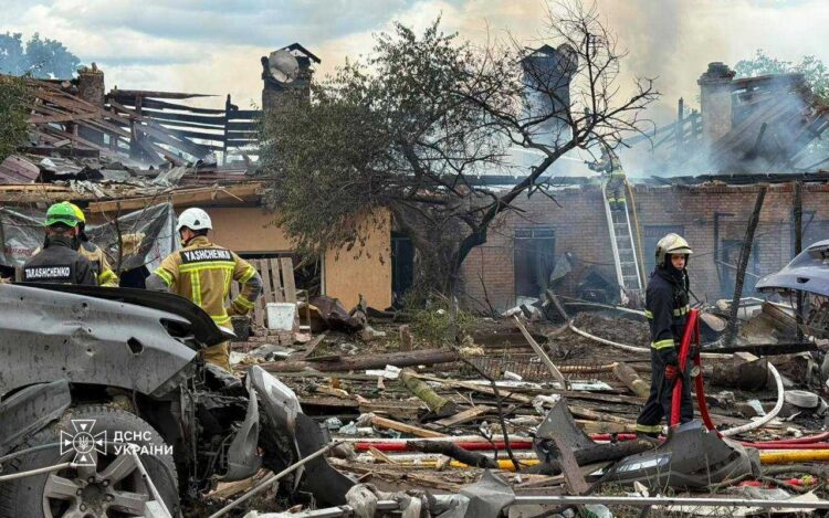 An image of the aftermath of the attack in Kyiv, from the Kyiv Oblast Rescue Service.