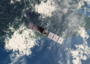 NewOrbit is heading lower to get a better look at Earth