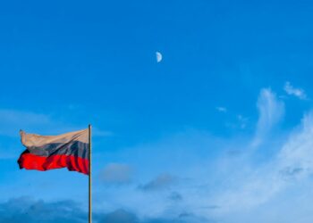 grey and red flag